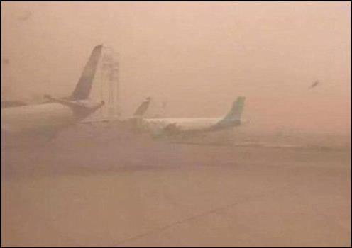 لغو پرواز مشهد- زابل به سبب طوفان گرد و خاک