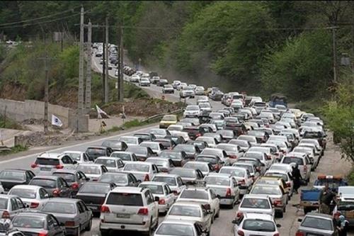 ترافیک سنگین جاده چالوس و آزادراه تهران-شمال و نیمه سنگین مهران