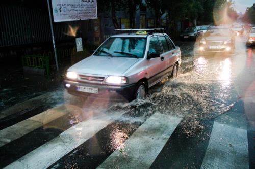 هشدار هواشناسی نسبت به بارش شدید باران و احتمال وقوع سیل در بعضی استانها