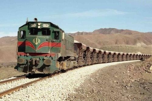 نقض فنی لکوموتیو علت تاخیر قطار مشهد - تهران بود