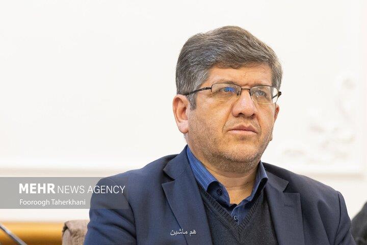 توسعه تجارت با کشورهای همسایه سبب رونق اقتصاد کشور می شود