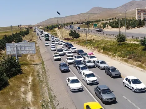 ترافیک سنگین در محورهای منتهی به تهران